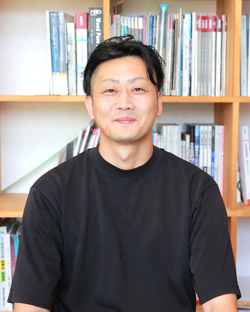 鳥瀬住建スタッフ02